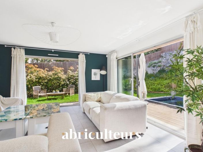 Image No.20-3 Bed House for sale