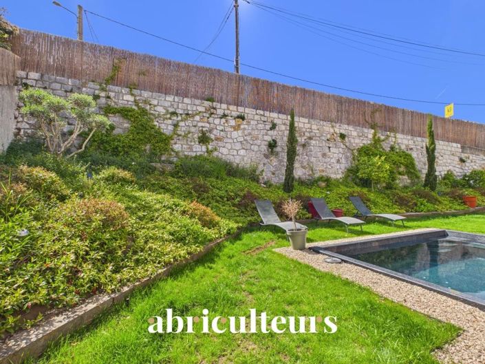 Image No.21-3 Bed House for sale