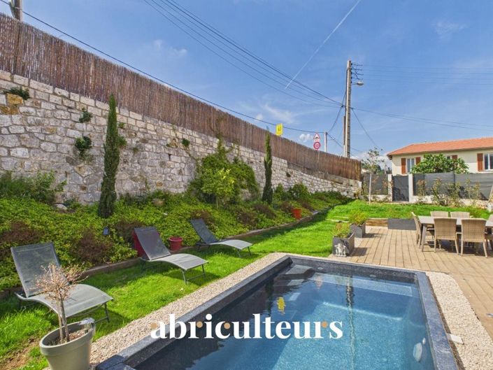 Image No.3-3 Bed House for sale