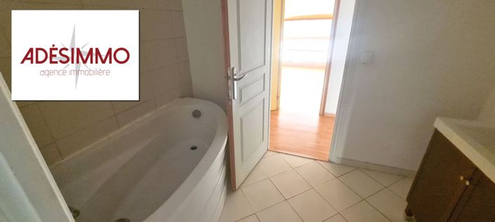 Image No.8-1 Bed House for sale
