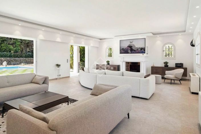 Image No.3-5 Bed House for sale