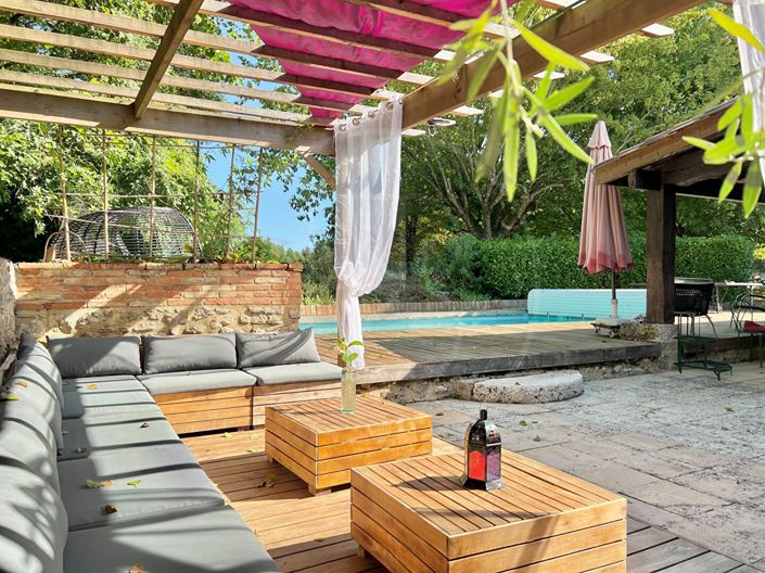 Image No.3-5 Bed House for sale