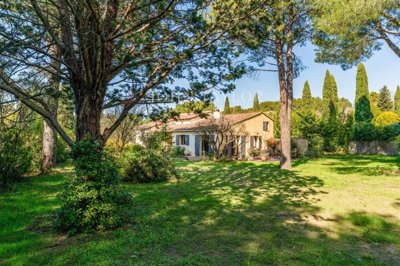1 - L'Isle-sur-la-Sorgue, House