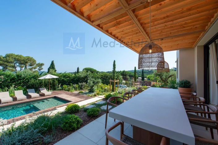 Image No.19-6 Bed House for sale