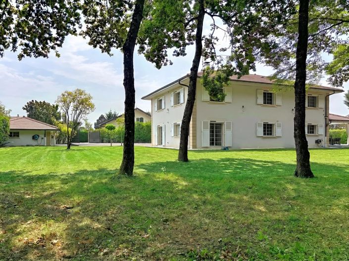 Image No.6-4 Bed House for sale