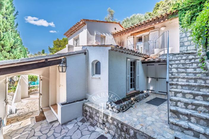 Image No.22-7 Bed House for sale