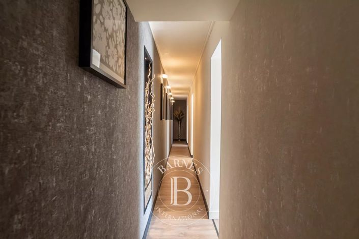 Image No.46-7 Bed House for sale