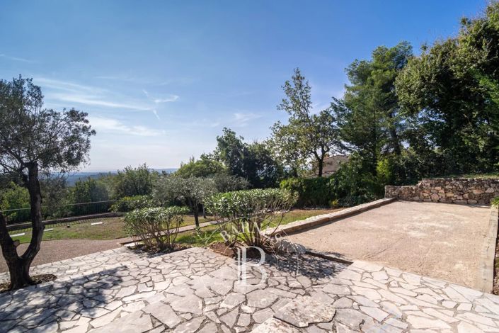 Image No.49-7 Bed House for sale