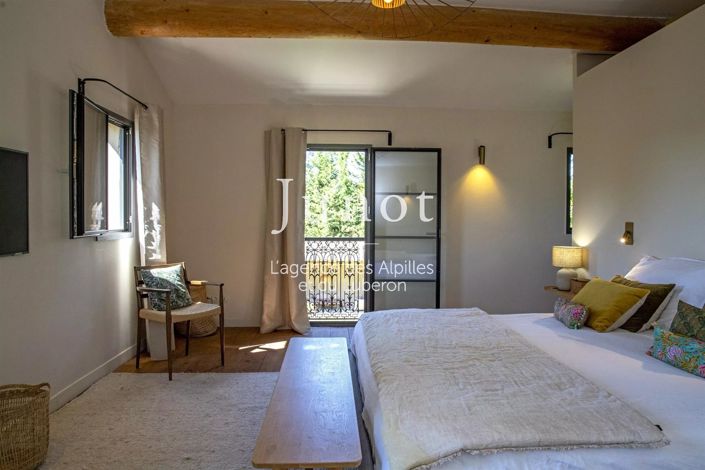 Image No.23-5 Bed House for sale
