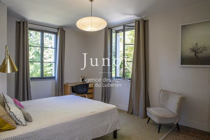 Image No.29-5 Bed House for sale