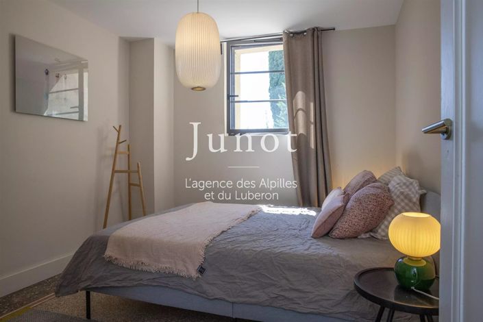 Image No.31-5 Bed House for sale