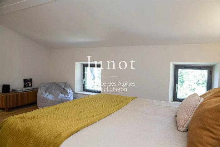 Image No.34-5 Bed House for sale