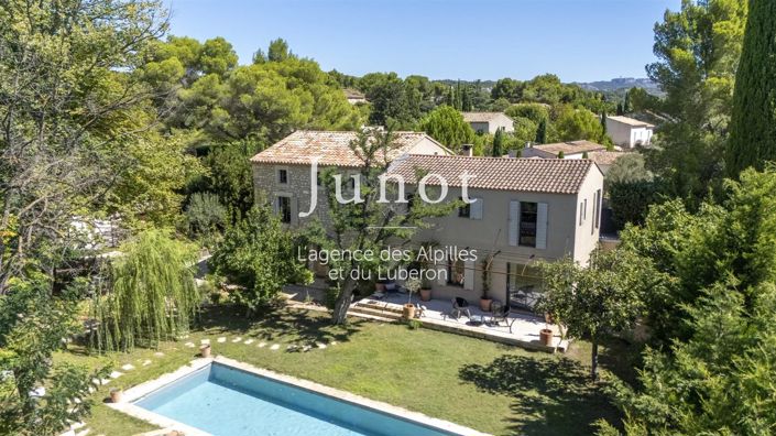 Image No.37-5 Bed House for sale