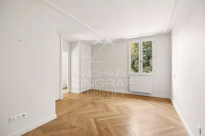 Image No.11-4 Bed House for sale