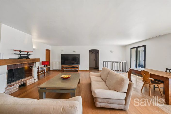Image No.3-3 Bed House for sale
