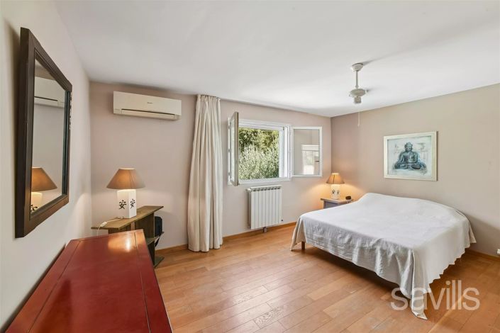 Image No.7-3 Bed House for sale