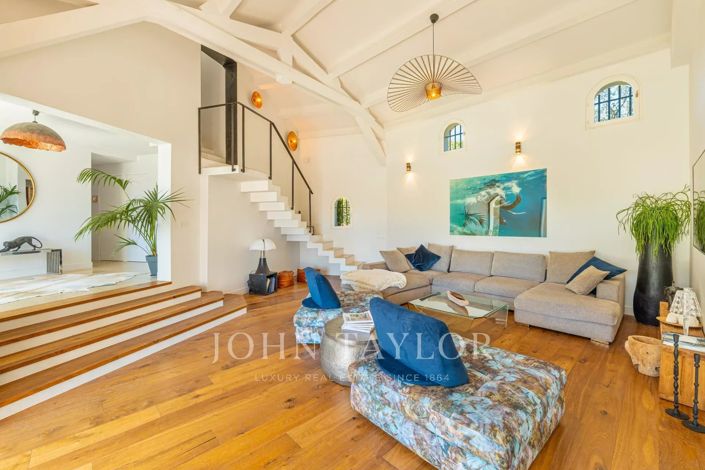 Image No.7-4 Bed House for sale