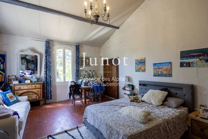 Image No.13-4 Bed House for sale