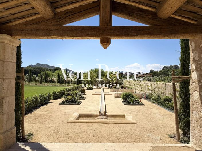 Image No.5-5 Bed House for sale