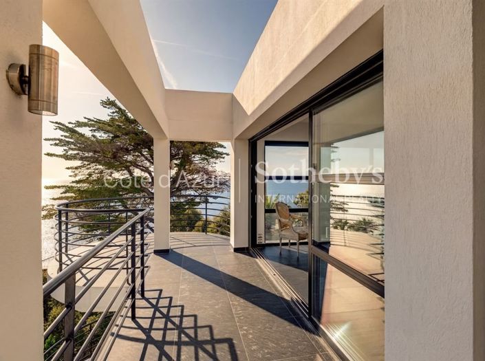 Image No.11-6 Bed House for sale