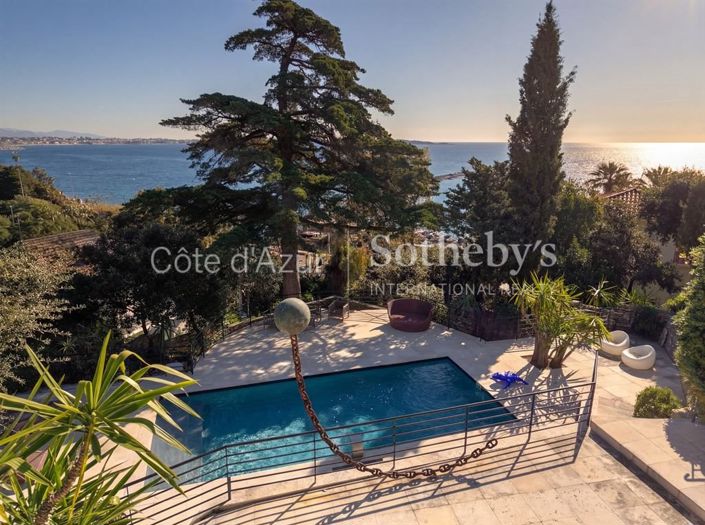 Image No.8-6 Bed House for sale