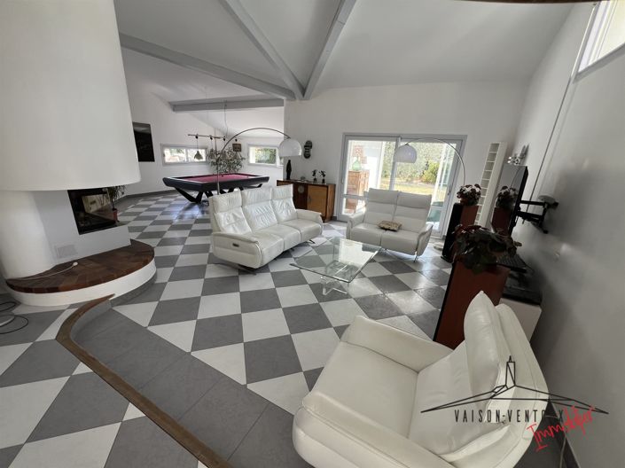 Image No.10-7 Bed House for sale