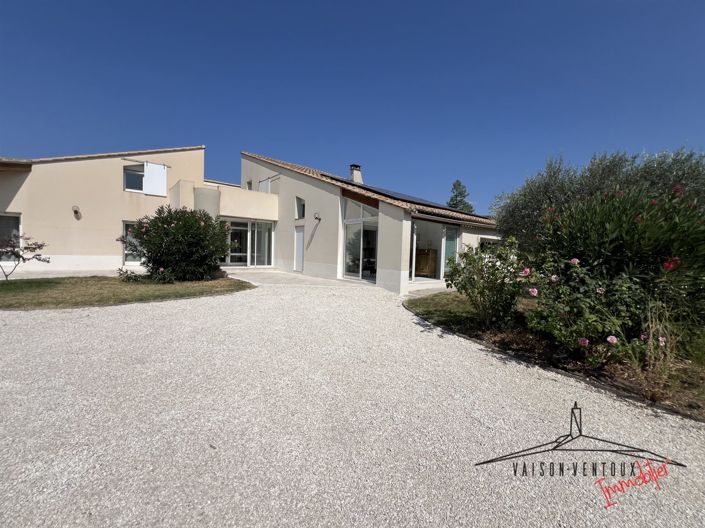 Image No.22-7 Bed House for sale