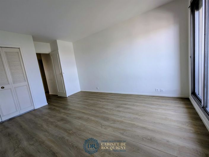 Image No.8-Appartement de 2 chambres à vendre à Orléans