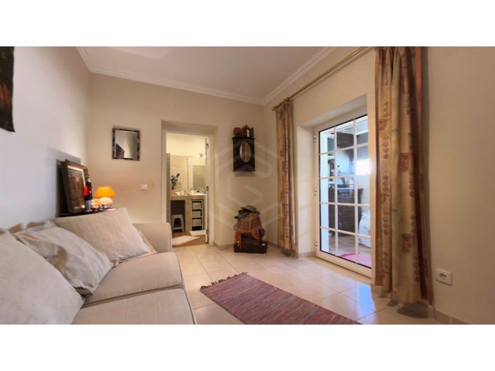 Image No.15-3 Bed House for sale