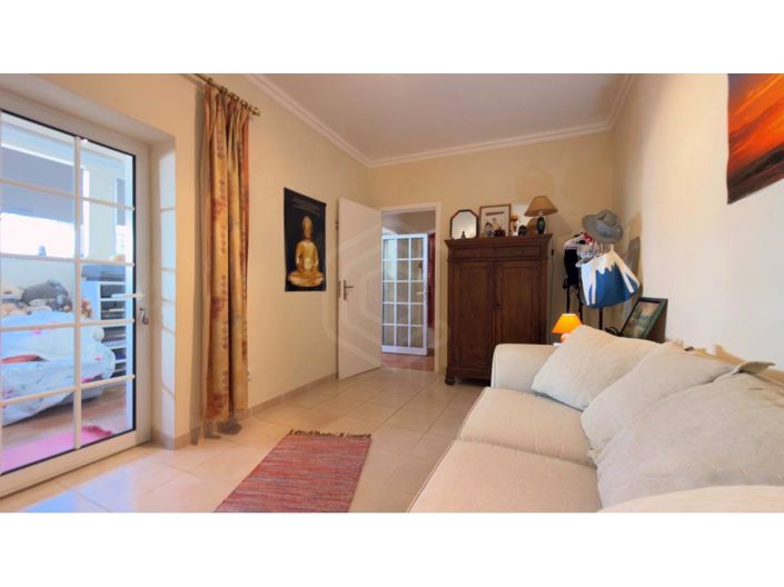 Image No.16-3 Bed House for sale