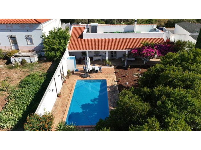 Image No.2-3 Bed House for sale