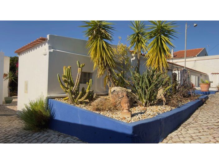 Image No.28-3 Bed House for sale
