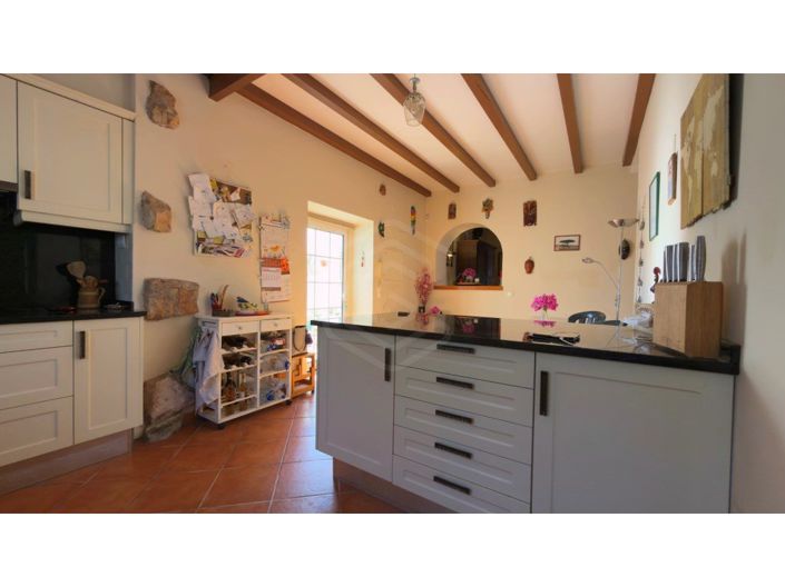Image No.6-3 Bed House for sale