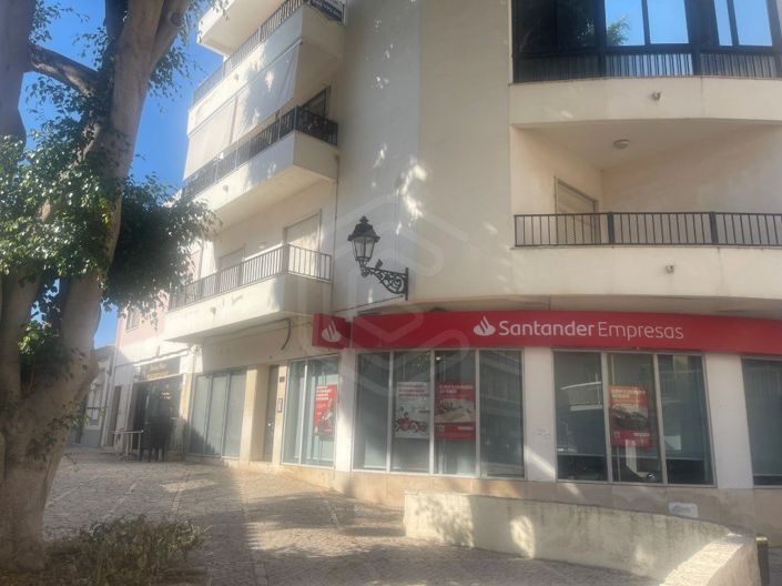 Image No.39-3 Bed Apartment for sale