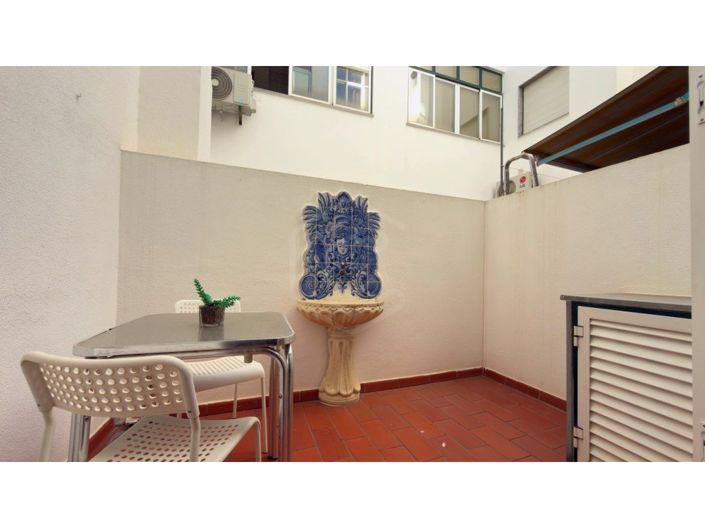 Image No.14-2 Bed Apartment for sale