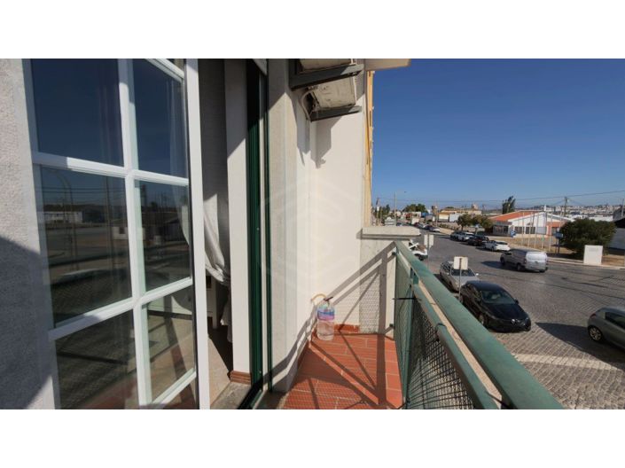 Image No.24-2 Bed Apartment for sale
