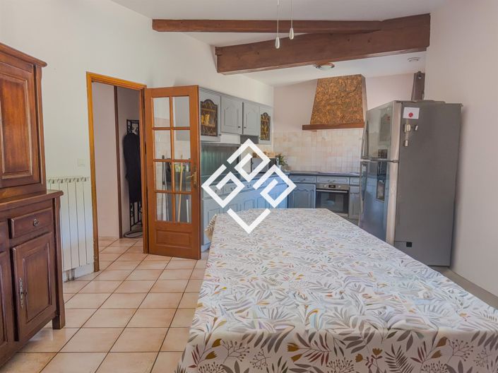 Image No.7-6 Bed House for sale