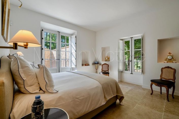 Image No.27-6 Bed House for sale