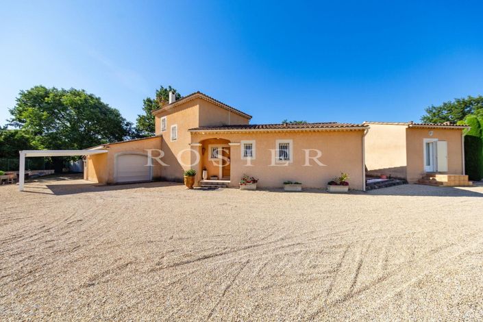 Image No.2-4 Bed House for sale