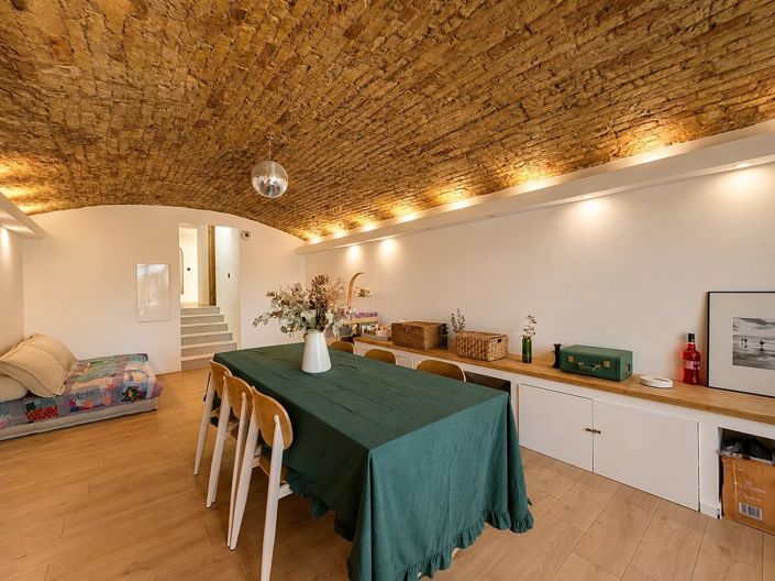 Image No.10-3 Bed Apartment for sale