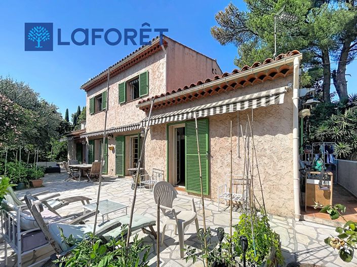 Image No.2-5 Bed House for sale