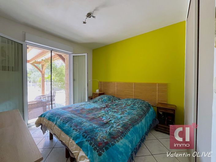 Image No.9-4 Bed House for sale