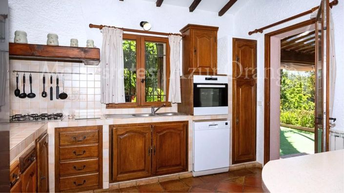 Image No.17-4 Bed House for sale