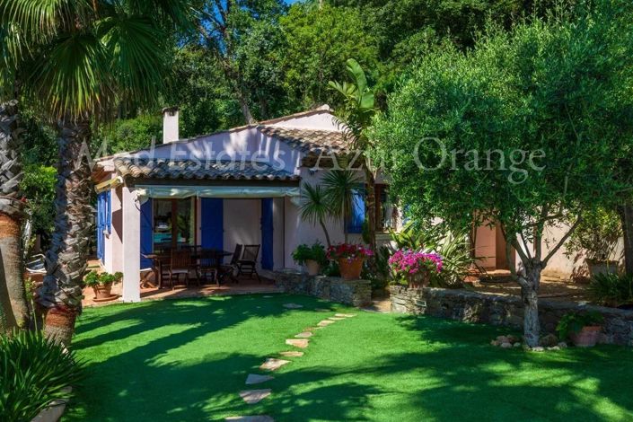 Image No.3-4 Bed House for sale