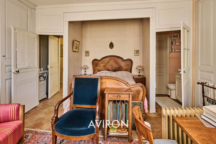 Image No.22-5 Bed House for sale