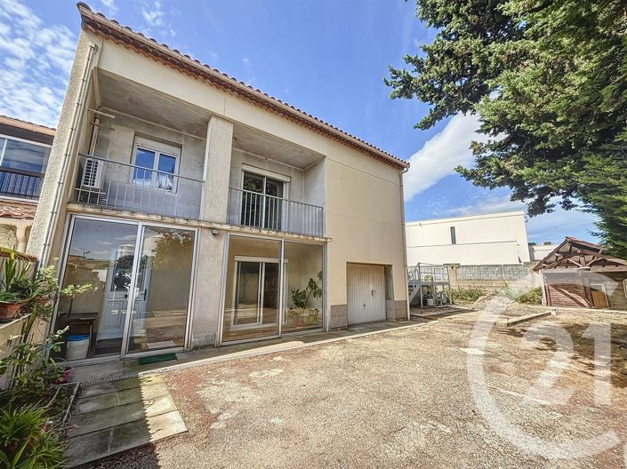Image No.7-4 Bed House for sale