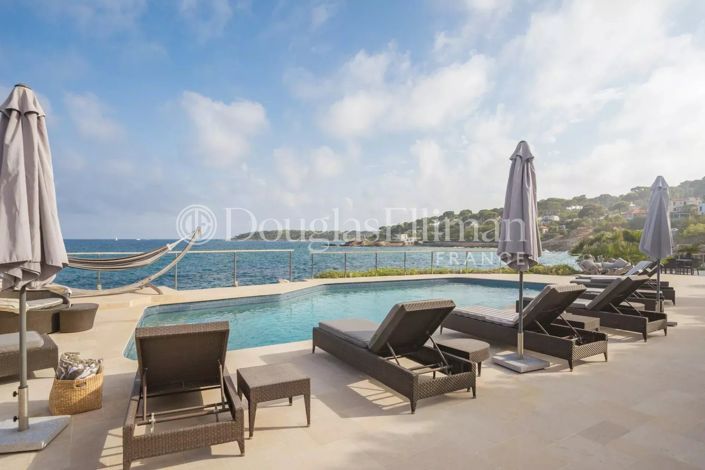Image No.2-5 Bed House for sale