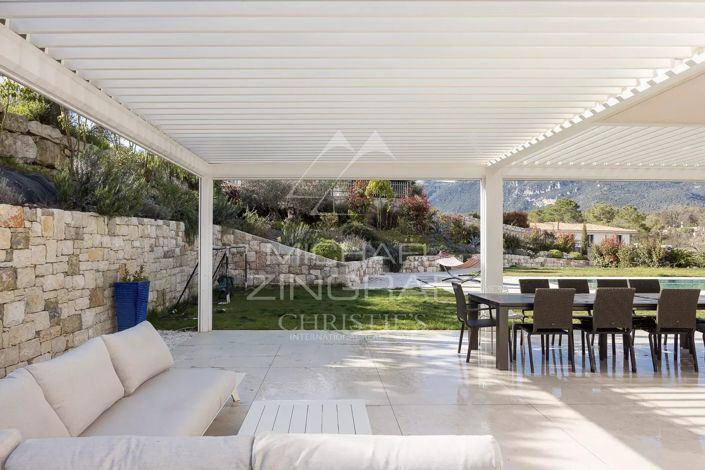 Image No.3-5 Bed House for sale