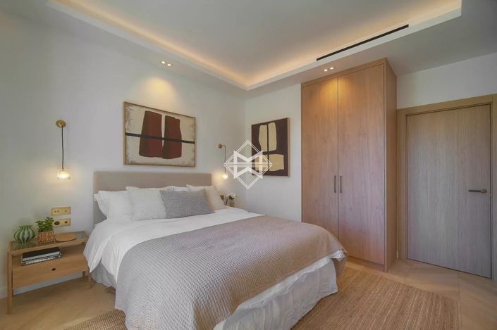 Image No.18-2 Bed Apartment for sale