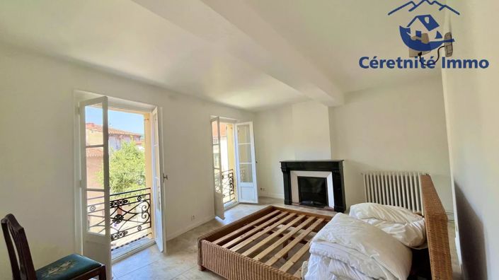 Image No.11-5 Bed House for sale